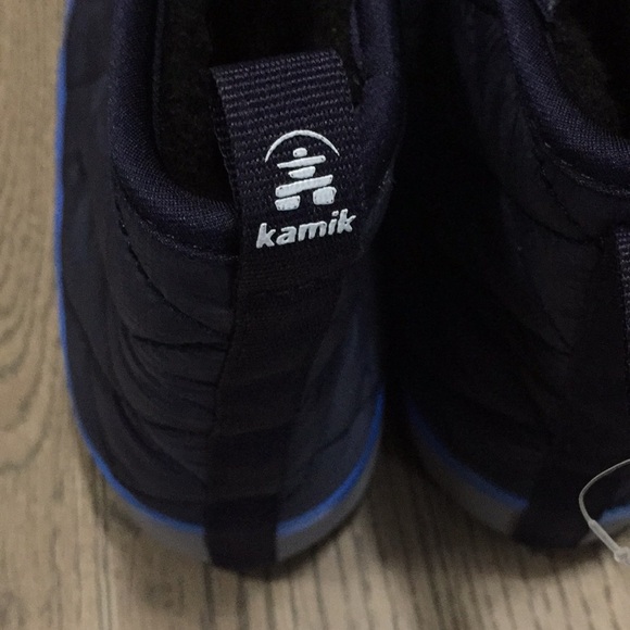 Kamik boys blue quilted slipper bootie Sz 3 NWT - Picture 4 of 9